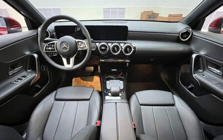 Mercedes-Benz A-Класс, 2022 год, 1 760 000 рублей, 9 фотография