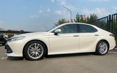 Toyota Camry, 2018 год, 2 450 000 рублей, 4 фотография