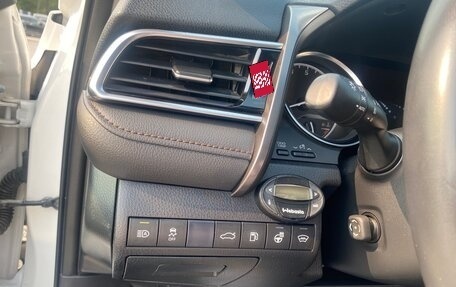 Toyota Camry, 2018 год, 2 450 000 рублей, 13 фотография