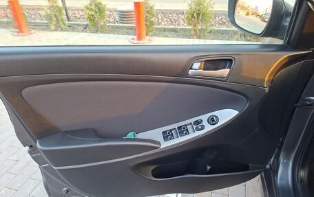 Hyundai Solaris II рестайлинг, 2016 год, 915 000 рублей, 11 фотография