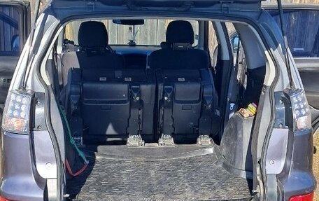 Mitsubishi Outlander III рестайлинг 3, 2010 год, 1 200 000 рублей, 12 фотография