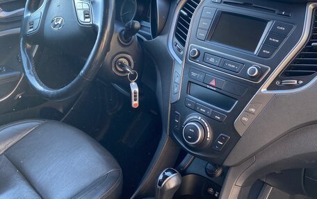 Hyundai Santa Fe III рестайлинг, 2017 год, 2 790 000 рублей, 8 фотография