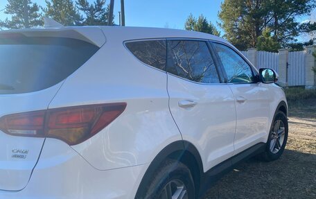 Hyundai Santa Fe III рестайлинг, 2017 год, 2 790 000 рублей, 14 фотография