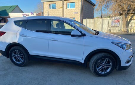 Hyundai Santa Fe III рестайлинг, 2017 год, 2 790 000 рублей, 13 фотография