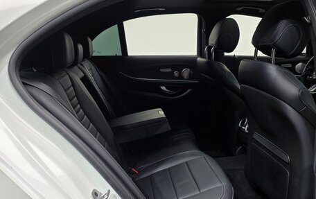 Mercedes-Benz E-Класс, 2023 год, 7 290 000 рублей, 18 фотография