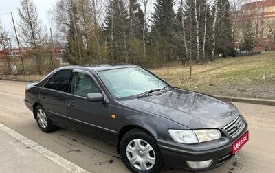 Toyota Camry, 1999 год, 560 000 рублей, 1 фотография