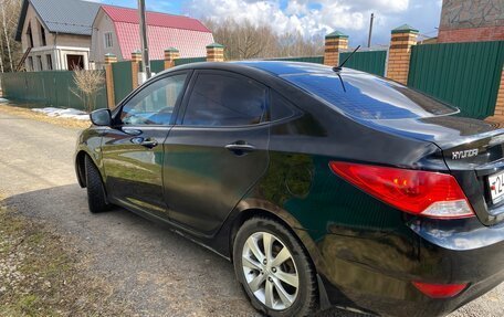 Hyundai Solaris II рестайлинг, 2013 год, 890 000 рублей, 6 фотография