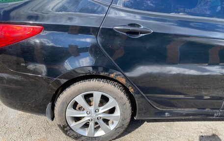 Hyundai Solaris II рестайлинг, 2013 год, 890 000 рублей, 15 фотография