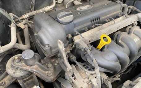 Hyundai Solaris II рестайлинг, 2013 год, 890 000 рублей, 23 фотография