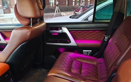 Toyota Land Cruiser 200, 2017 год, 5 500 000 рублей, 8 фотография