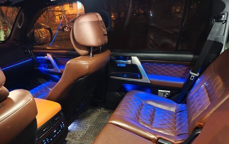 Toyota Land Cruiser 200, 2017 год, 5 500 000 рублей, 11 фотография