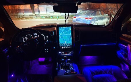 Toyota Land Cruiser 200, 2017 год, 5 500 000 рублей, 12 фотография