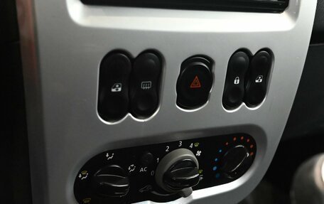 Renault Sandero I, 2011 год, 675 000 рублей, 15 фотография