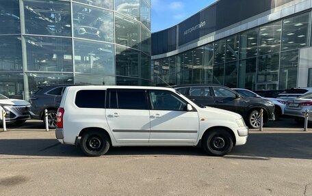 Toyota Succeed I рестайлинг, 2005 год, 550 000 рублей, 4 фотография