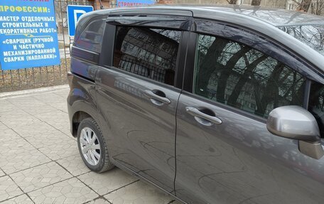 Honda Freed I, 2010 год, 961 000 рублей, 2 фотография