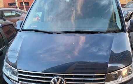 Volkswagen Caravelle T6 рестайлинг, 2020 год, 4 700 000 рублей, 9 фотография