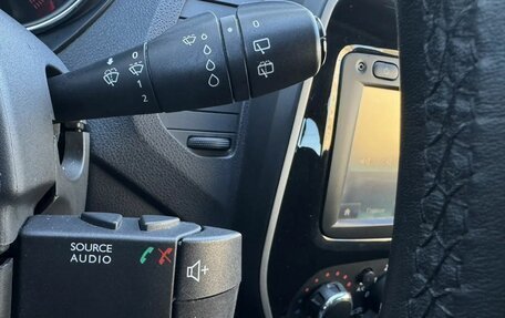 Renault Kaptur I рестайлинг, 2017 год, 1 250 000 рублей, 19 фотография