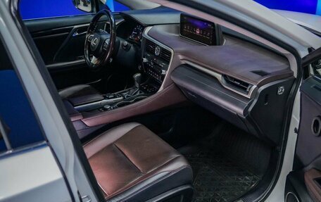 Lexus RX IV рестайлинг, 2018 год, 4 050 000 рублей, 13 фотография