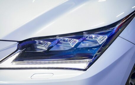 Lexus RX IV рестайлинг, 2018 год, 4 050 000 рублей, 19 фотография