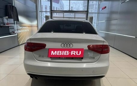Audi A4, 2014 год, 1 700 000 рублей, 5 фотография