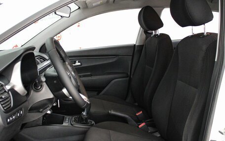KIA Rio IV, 2021 год, 1 499 000 рублей, 8 фотография