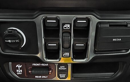 Jeep Wrangler, 2023 год, 5 900 009 рублей, 11 фотография