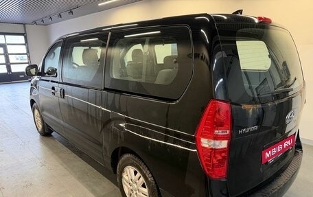 Hyundai H-1 II рестайлинг, 2019 год, 2 399 000 рублей, 6 фотография