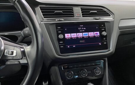 Volkswagen Tiguan II, 2019 год, 2 700 000 рублей, 10 фотография