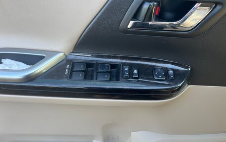 Toyota Alphard III, 2011 год, 2 050 000 рублей, 7 фотография