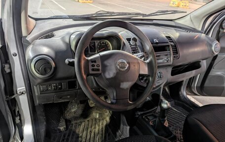 Nissan Note II рестайлинг, 2006 год, 570 000 рублей, 23 фотография