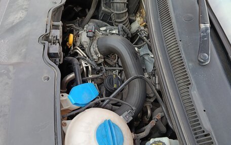 Volkswagen Caravelle T5, 2015 год, 2 100 000 рублей, 19 фотография