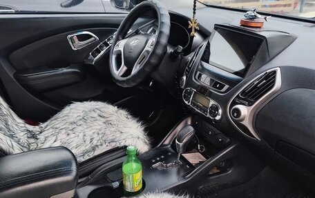 Hyundai ix35 I рестайлинг, 2010 год, 1 300 000 рублей, 7 фотография