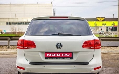 Volkswagen Touareg III, 2012 год, 1 988 000 рублей, 6 фотография