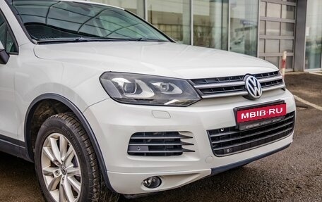 Volkswagen Touareg III, 2012 год, 1 988 000 рублей, 10 фотография