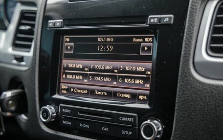 Volkswagen Touareg III, 2012 год, 1 988 000 рублей, 24 фотография