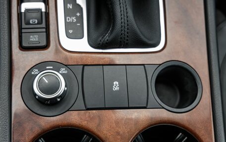 Volkswagen Touareg III, 2012 год, 1 988 000 рублей, 27 фотография