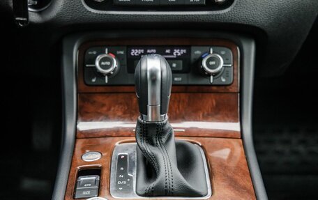 Volkswagen Touareg III, 2012 год, 1 988 000 рублей, 28 фотография