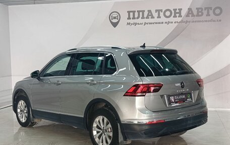 Volkswagen Tiguan II, 2021 год, 3 150 000 рублей, 3 фотография