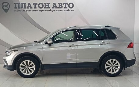 Volkswagen Tiguan II, 2021 год, 3 150 000 рублей, 2 фотография