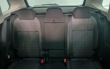 Volkswagen Tiguan II, 2021 год, 3 150 000 рублей, 18 фотография