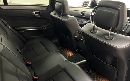 Mercedes-Benz E-Класс, 2013 год, 2 500 000 рублей, 13 фотография