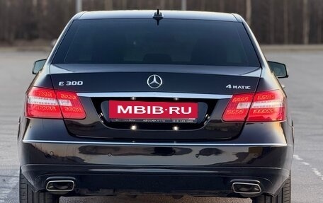 Mercedes-Benz E-Класс, 2012 год, 1 230 000 рублей, 12 фотография