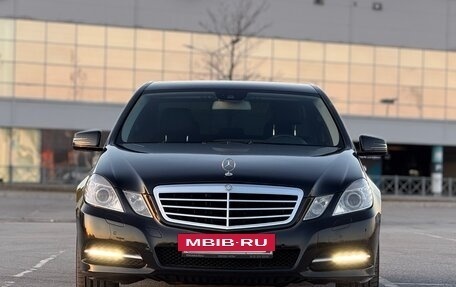 Mercedes-Benz E-Класс, 2012 год, 1 230 000 рублей, 2 фотография