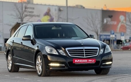 Mercedes-Benz E-Класс, 2012 год, 1 230 000 рублей, 7 фотография