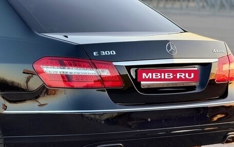 Mercedes-Benz E-Класс, 2012 год, 1 230 000 рублей, 13 фотография