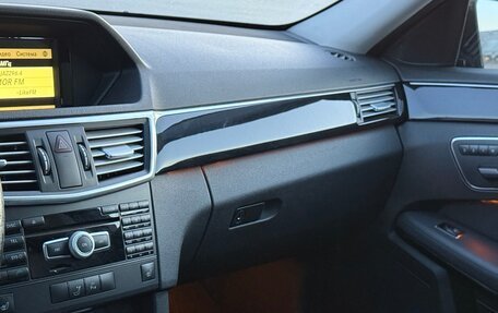 Mercedes-Benz E-Класс, 2012 год, 1 230 000 рублей, 33 фотография