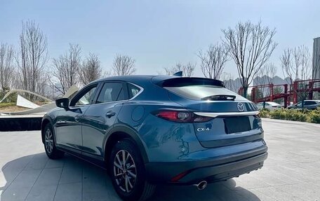 Mazda CX-4, 2021 год, 1 650 000 рублей, 4 фотография