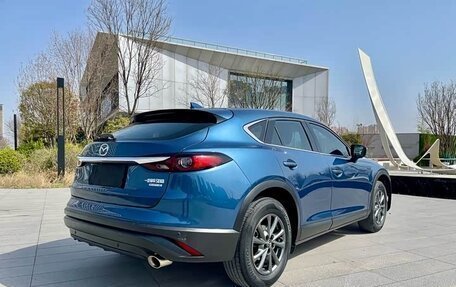 Mazda CX-4, 2021 год, 1 650 000 рублей, 6 фотография