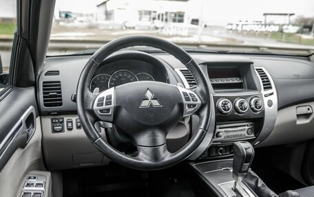 Mitsubishi Pajero Sport II рестайлинг, 2012 год, 1 978 000 рублей, 15 фотография