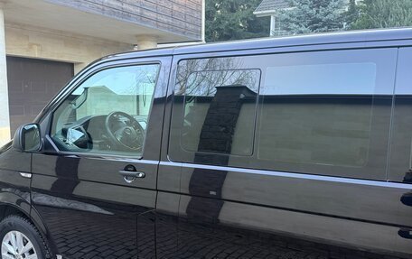 Volkswagen Multivan T6 рестайлинг, 2018 год, 4 350 000 рублей, 6 фотография